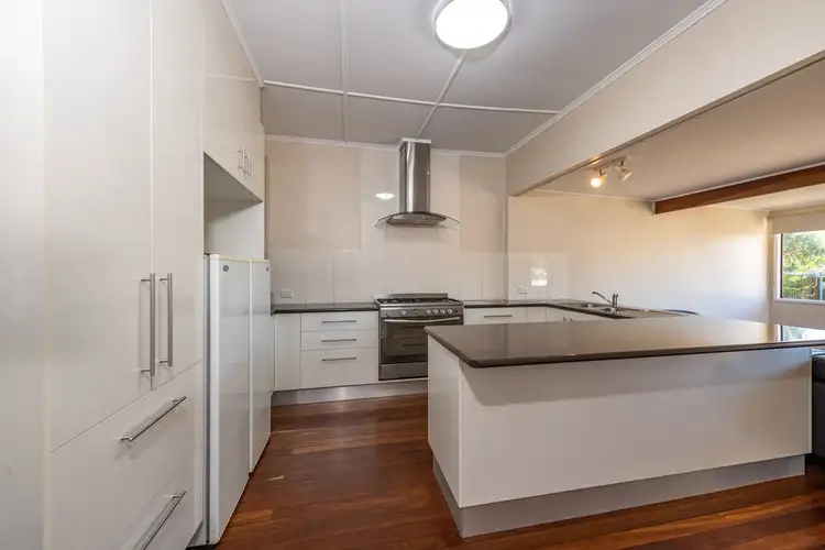 7 Leeson Street, Svensson Heights QLD 4670
