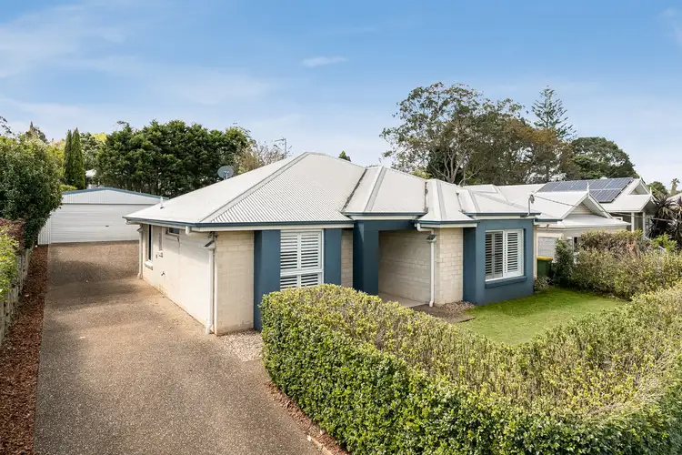 25 Alford Street, Mount Lofty QLD 4350