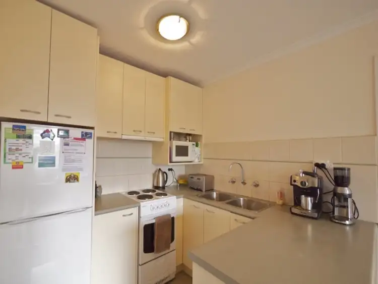 Fifth view of Homely apartment listing, 4/9 The Grove, Coburg VIC 3058