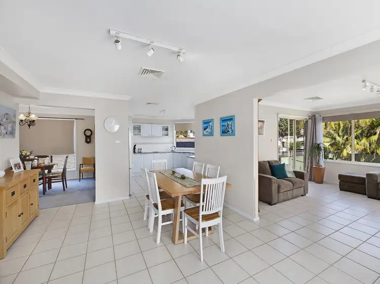 Sixth view of Homely house listing, 5 Bondi Road, The Entrance North NSW 2261