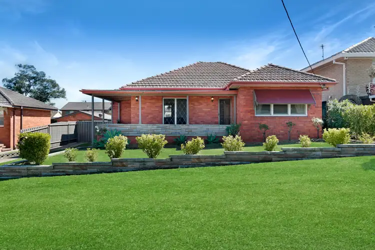 14 Compton Street, Rutherford NSW 2320