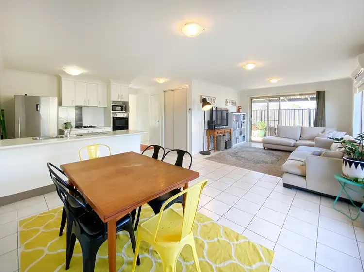 Third view of Homely unit listing, 1/3 Victor Place, Lavington NSW 2641