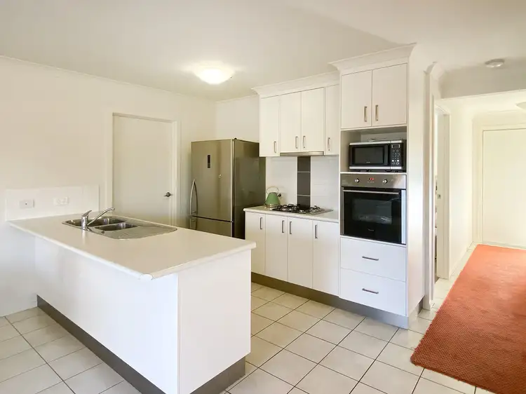Fifth view of Homely unit listing, 1/3 Victor Place, Lavington NSW 2641