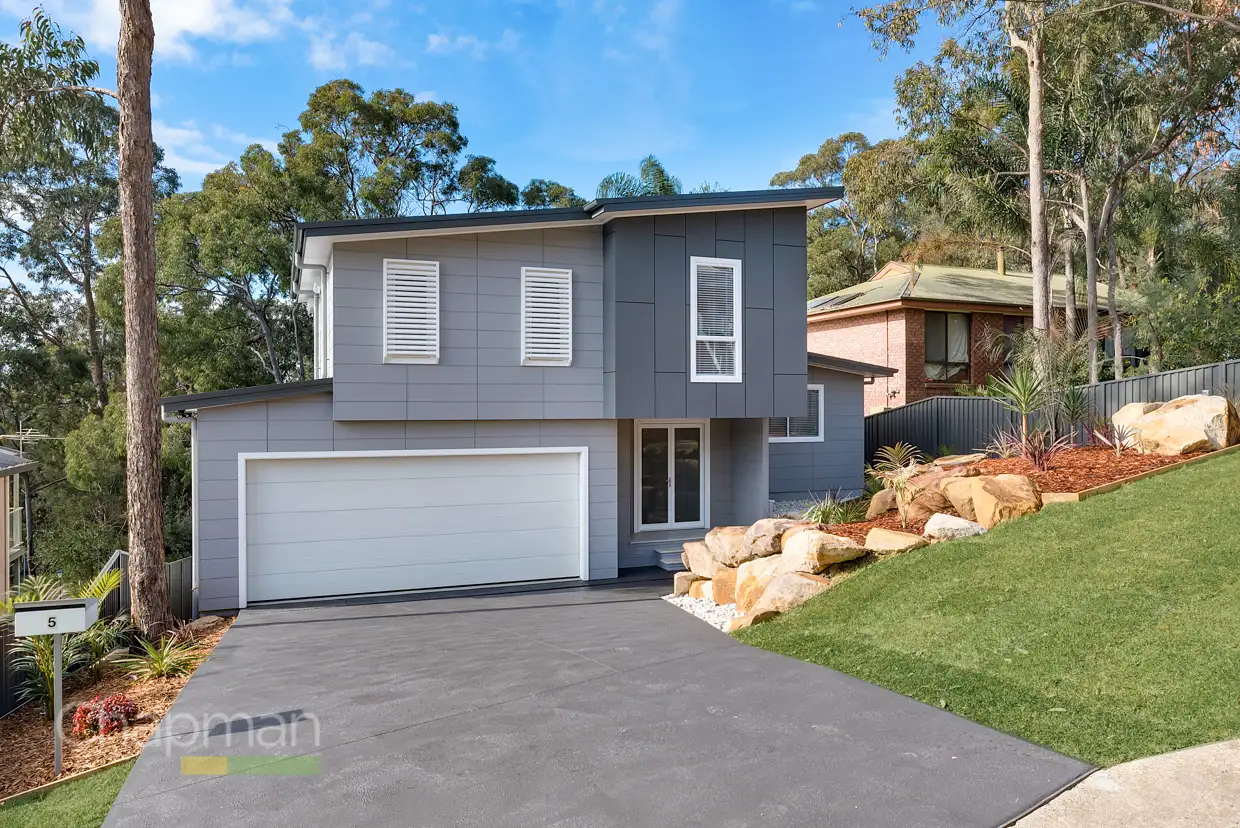Main view of Homely house listing, 5 Roberts Parade, Hawkesbury Heights NSW 2777