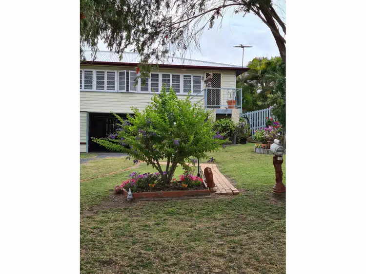 11 Bernard Street, Berserker QLD 4701