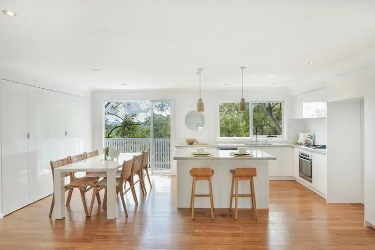 38 Plateau Road, North Gosford NSW 2250