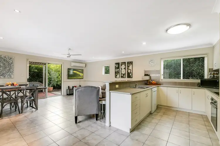 2/14a Hume Street, North Toowoomba QLD 4350