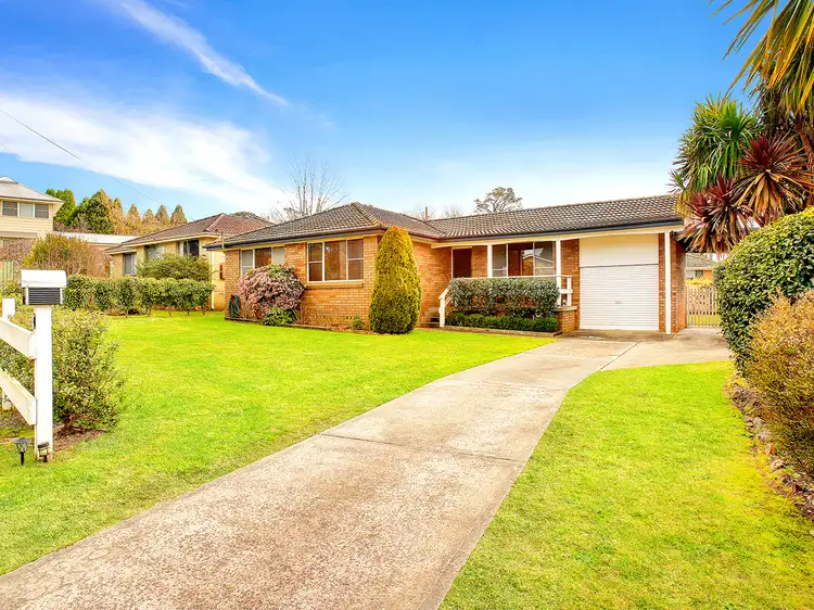 4 Lennox Crescent, Moss Vale NSW 2577