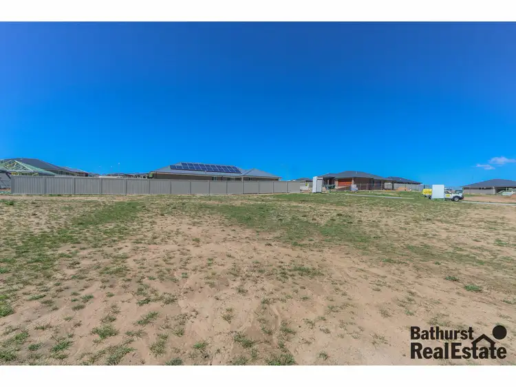 10 Lyons Close, Kelso NSW 2795