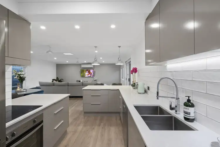 Sixth view of Homely house listing, 8 Levestam Court, Carrara QLD 4211