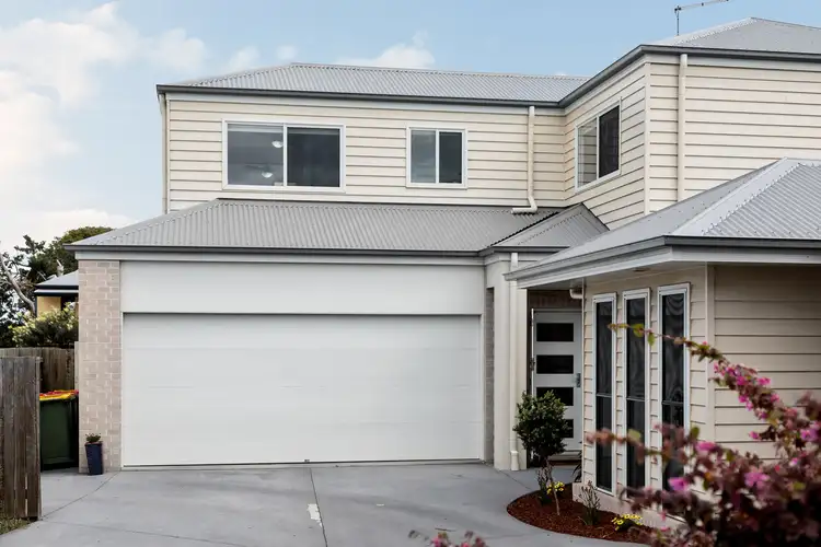 2/97a Stuart Street, North Toowoomba QLD 4350