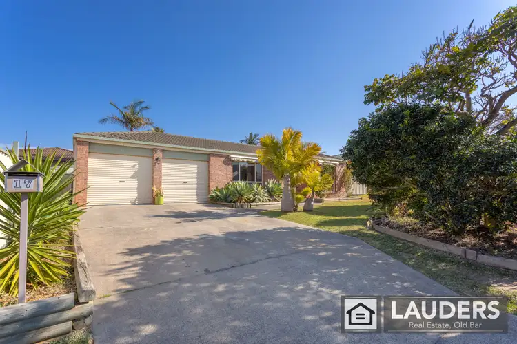 17 Carrabeen Drive, Old Bar NSW 2430