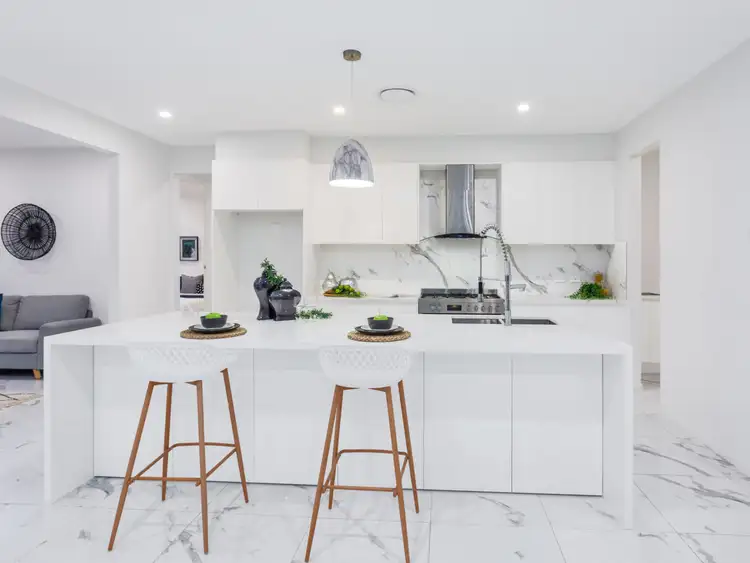 7 Dugay Street, Oran Park NSW 2570