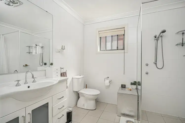 Sixth view of Homely villa listing, 8 Oliver Avenue, Armidale NSW 2350