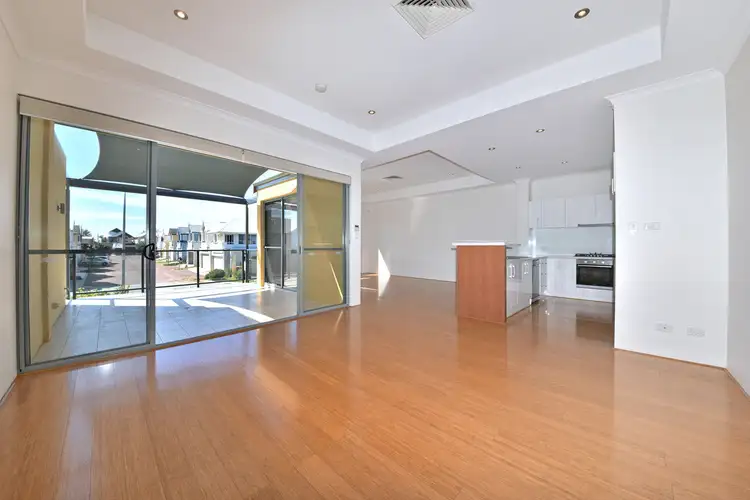 Fifth view of Homely townhouse listing, 4/112 Flora Terrace, North Beach WA 6020