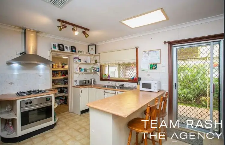 22 Buntine Way, Girrawheen WA 6064