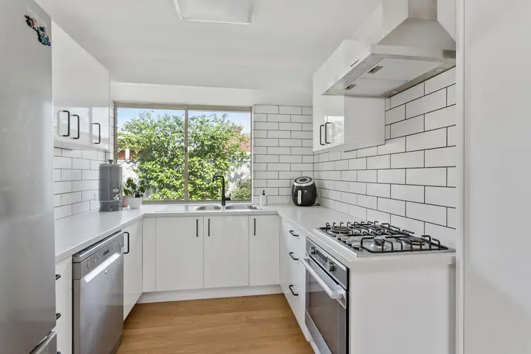 Fifth view of Homely house listing, 190 Yangebup Road, Yangebup WA 6164