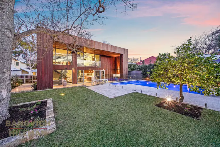 11 Troy Street, Applecross WA 6153
