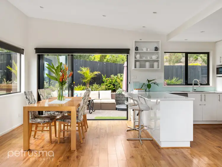 Sixth view of Homely townhouse listing, 2/572 Oceana Drive, Howrah TAS 7018