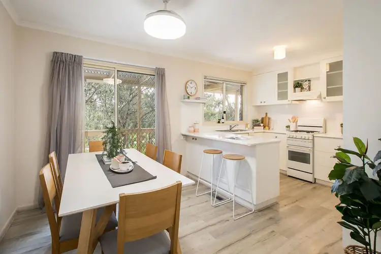 Sixth view of Homely townhouse listing, 2/39 Southern View Drive, West Albury NSW 2640