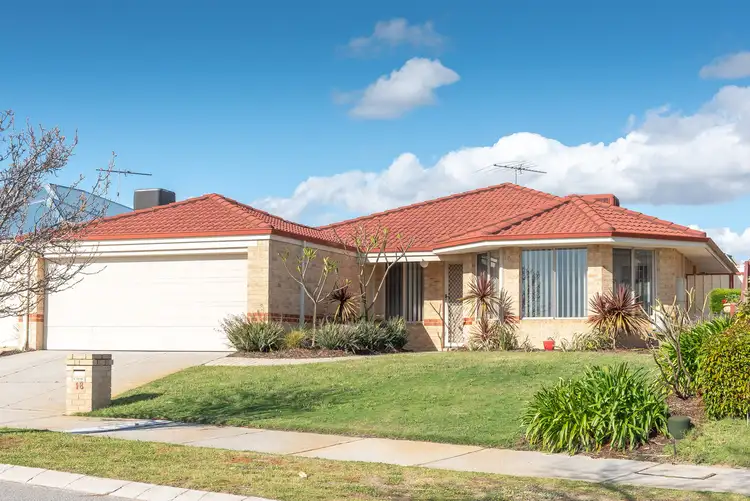 18 Langford Boulevard, Madeley WA 6065