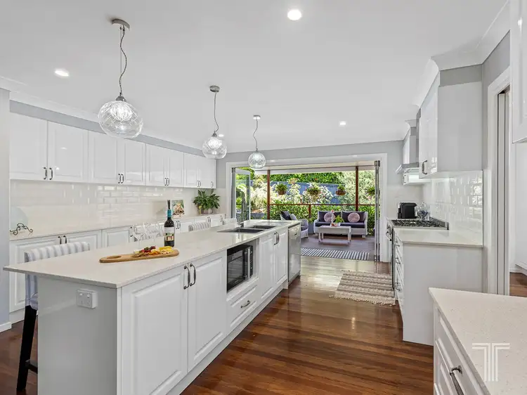 22 Ferol Street, Coorparoo QLD 4151