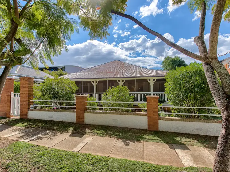 22 London Road, Clayfield QLD 4011