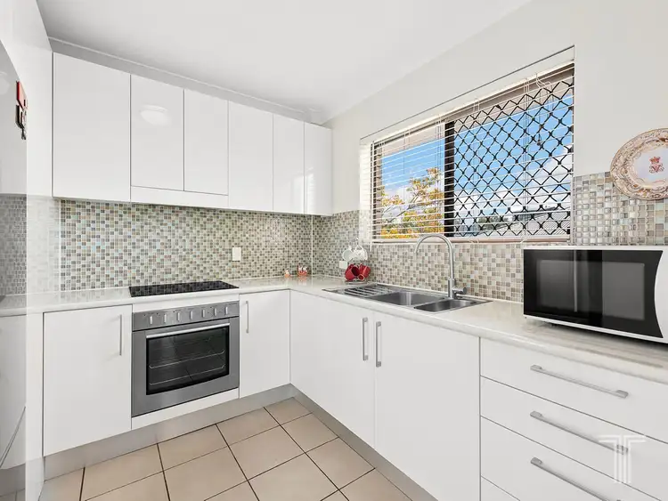 Fifth view of Homely unit listing, 3/41 Leicester Street, Coorparoo QLD 4151