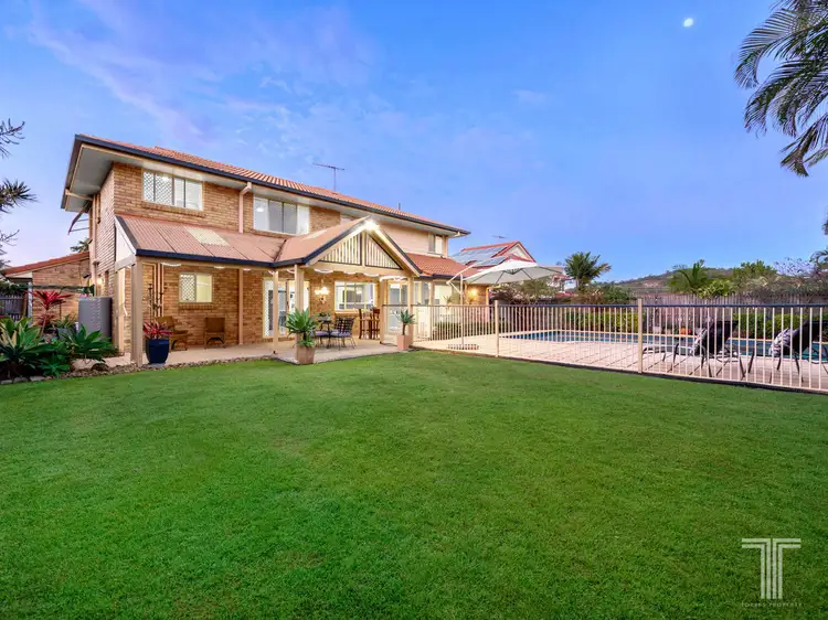 47 Holborn Crescent, Carindale QLD 4152