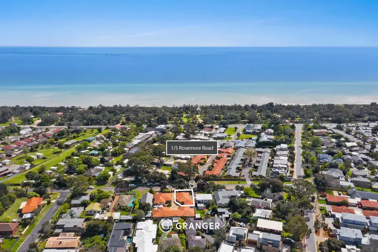 1/5 Rosemore Road, Rosebud VIC 3939