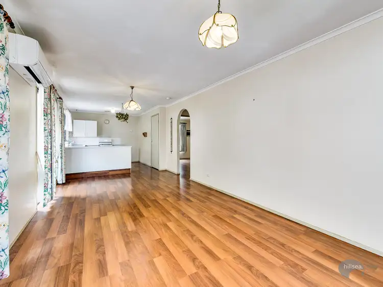7/11 Hoya Court, Labrador QLD 4215