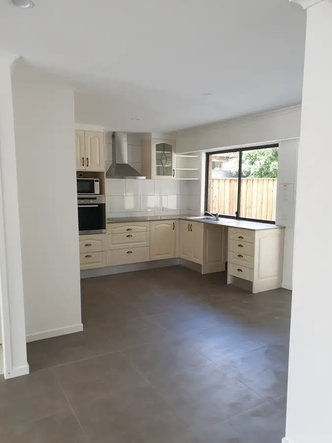 Third view of Homely semi-detached listing, 1/5 Gumbeel Court, Highland Park QLD 4211