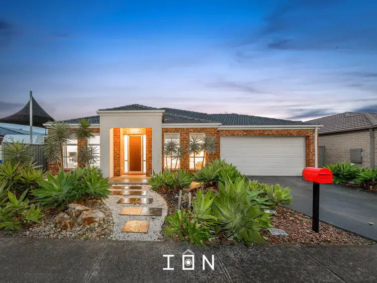 Main view of Homely house listing, 5 Statesman Circuit, Cranbourne East VIC 3977