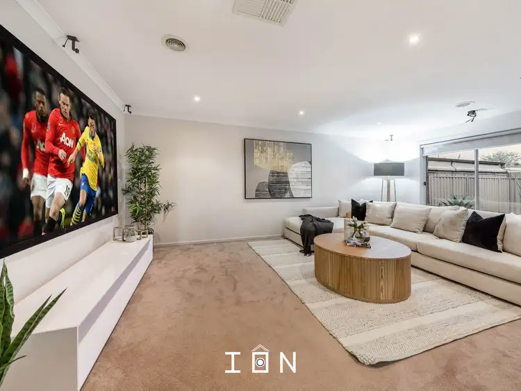 Fourth view of Homely house listing, 5 Statesman Circuit, Cranbourne East VIC 3977