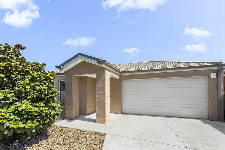 28 Pearl Bay Passage, St Leonards VIC 3223