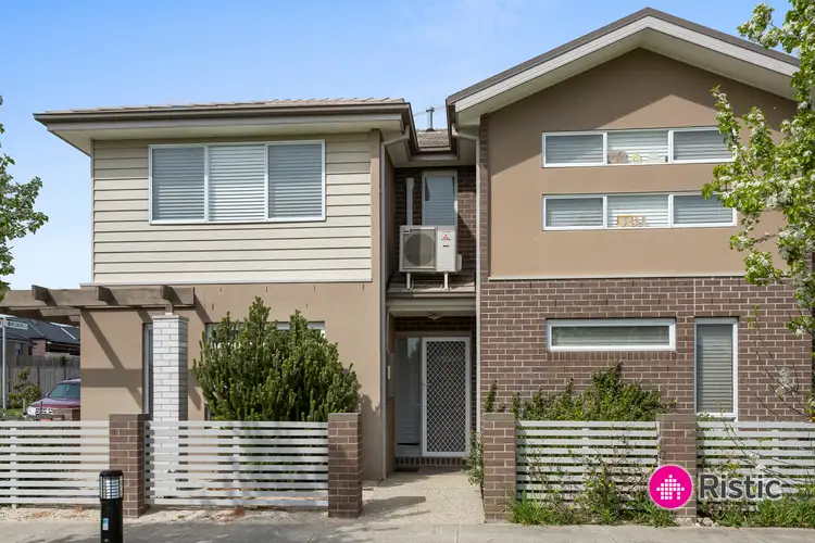 2 Hillgrove Way, Mernda VIC 3754
