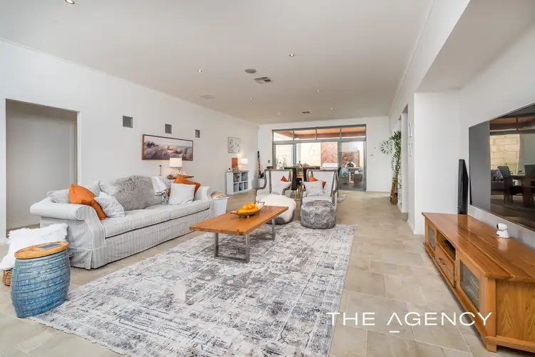 Fifth view of Homely house listing, 8 Seafarer Way, Jindalee WA 6036