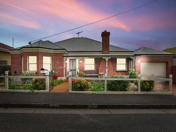 22 Chadwick Street, Newtown VIC 3220
