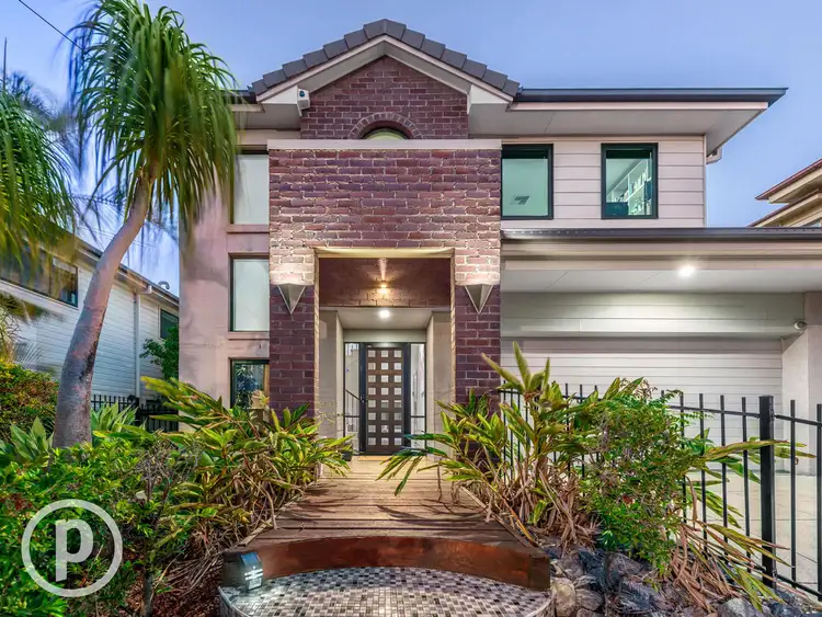 238 Shaw Road, Wavell Heights QLD 4012
