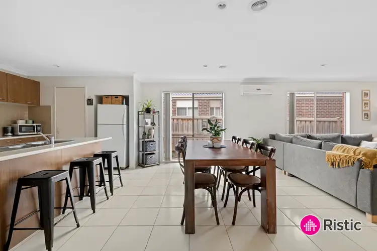 Fifth view of Homely house listing, 47 Barleygrass Crescent, Brookfield VIC 3338