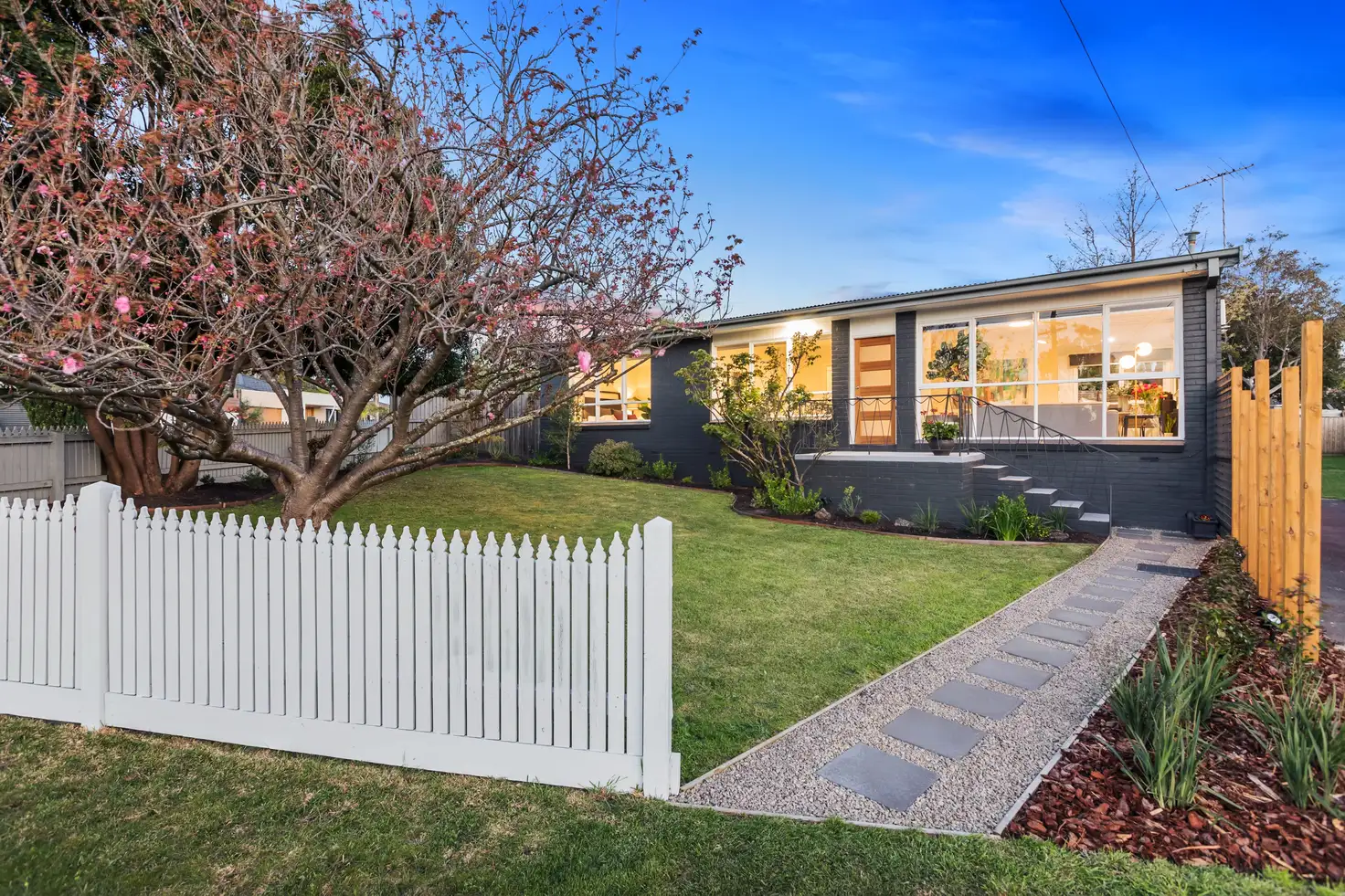 Main view of Homely house listing, 2 Hamilton Grove, Frankston South VIC 3199