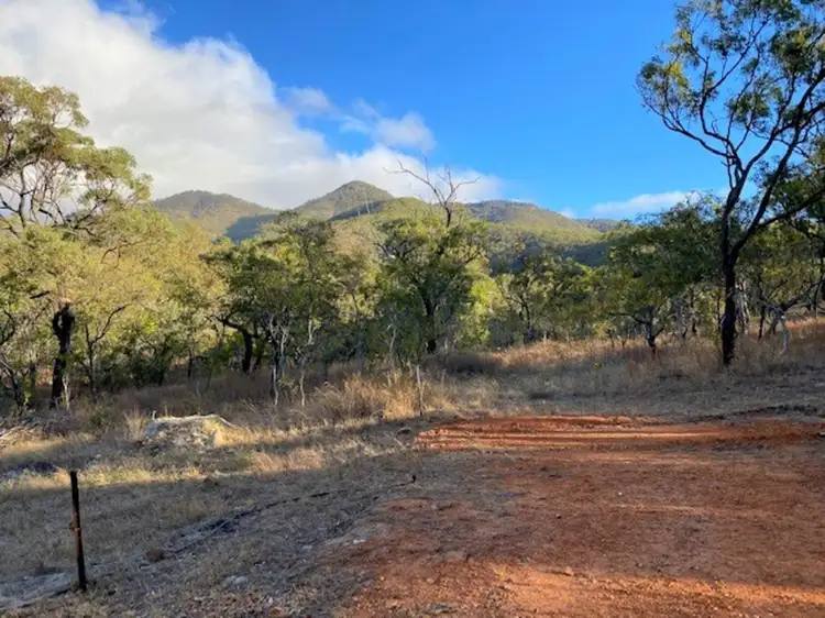 950 Oaky Valley Avenue, Mutchilba QLD 4872