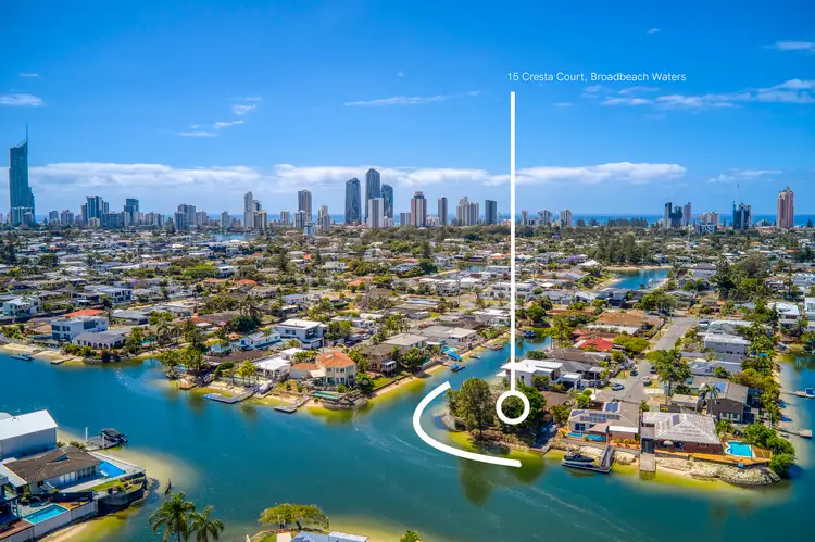 15 Cresta Court, Broadbeach Waters QLD 4218