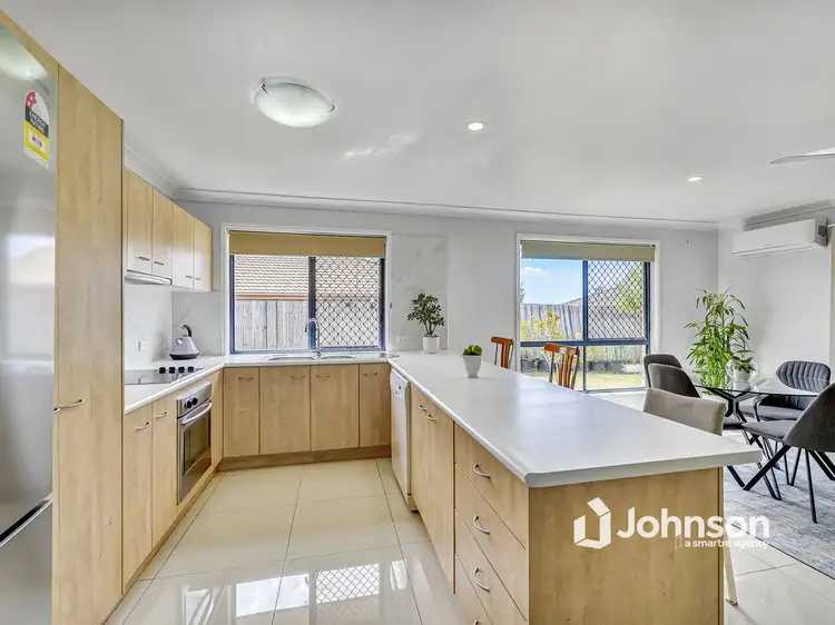 Third view of Homely house listing, 4 Leonie Place, Doolandella QLD 4077