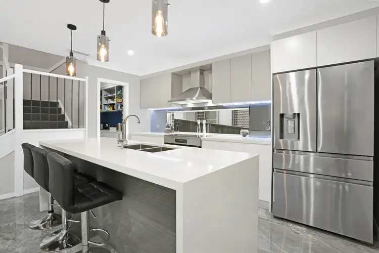 15 Ascot Drive, Currans Hill NSW 2567