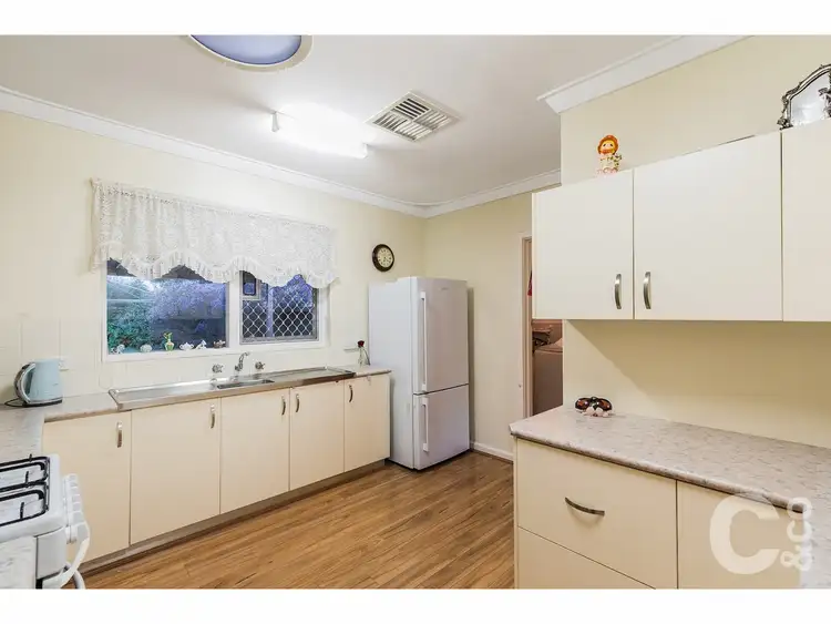 Fifth view of Homely house listing, 17 Dent Court, Orelia WA 6167