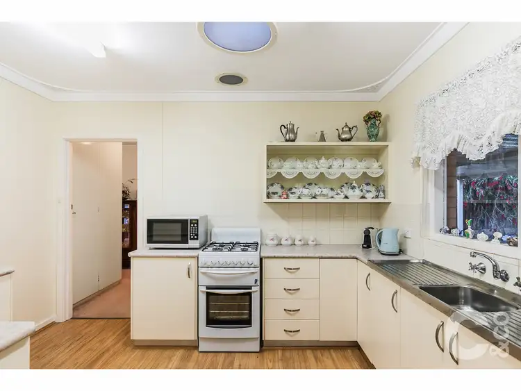 Sixth view of Homely house listing, 17 Dent Court, Orelia WA 6167