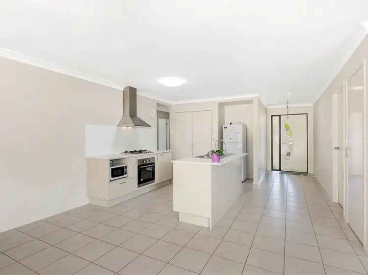 1 Cinderwood Court, Fernvale QLD 4306
