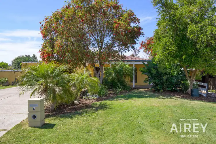 6 Chigwell Place, Carine WA 6020