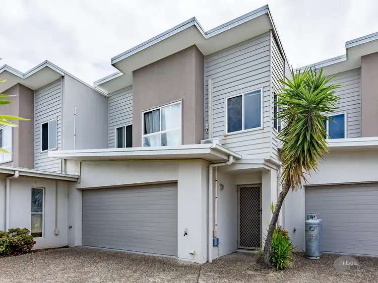 2/49 Usher Avenue, Labrador QLD 4215